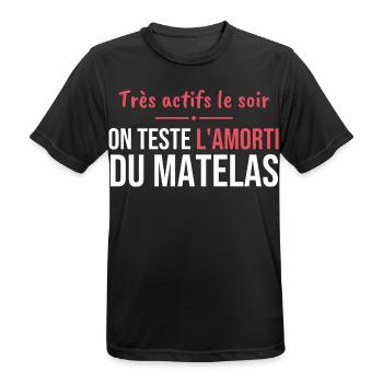 Sehr aktiv am Abend humorvolles ungezogenes Paar - Männer T-Shirt atmungsaktiv - Schwarz - Vorne - AI Model Male 178 light (178cm)