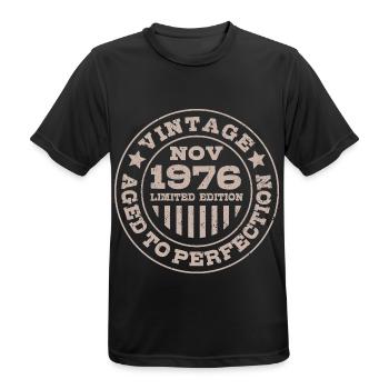 Vintage November 1976 Limited Edition Circle - Männer T-Shirt atmungsaktiv - Schwarz - Vorne - AI Model Male 178 light (178cm)