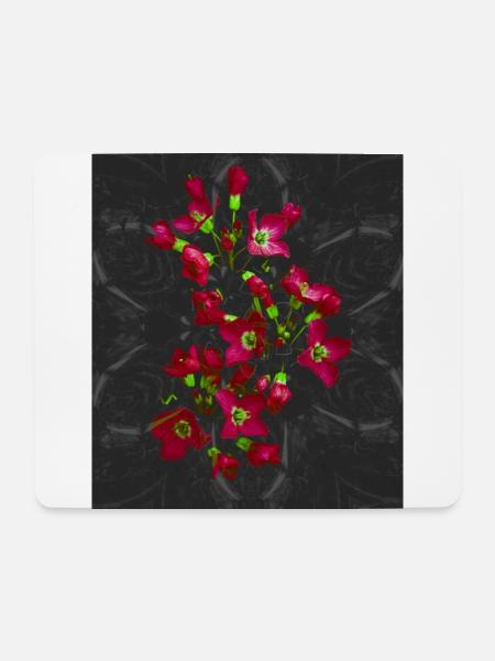 Märchenhafte leuchtende Blüten im dunklen Muster - Mousepad (Querformat) - Weiß