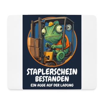 Staplerschein bestanden – Chamäleon am Stapler - Mousepad (Querformat) - Weiß - Vorne
