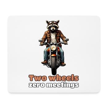 Two Wheels, Zero Meetings – Biker-Waschbär - Mousepad (Querformat) - Weiß - Vorne
