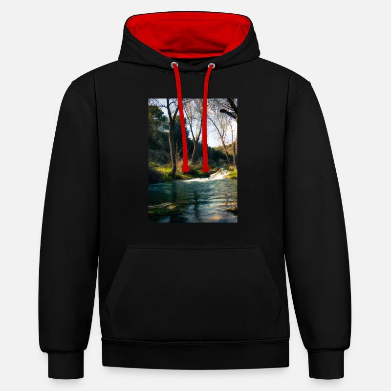 Forest River Wasserfall - Kontrast-Hoodie - Schwarz/Rot