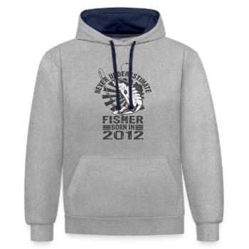 Never Underestimate Fisher Born In 2012 - Kontrast-Hoodie - Grau meliert/Navy - Vorne - Liana (172cm) & Jaron (178cm)