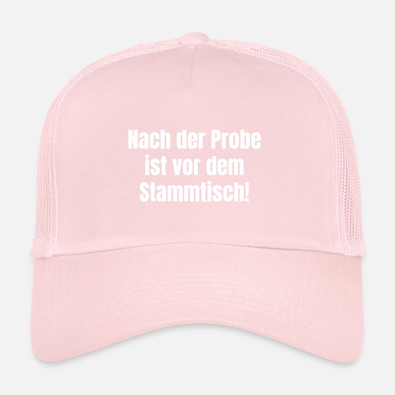 Après la répétition, c’est devant la table des habitués Casquette trucker 