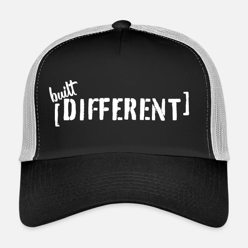 Built Different – Typo Statement Trend Spruch - Trucker Cap - Schwarz/Steingrau