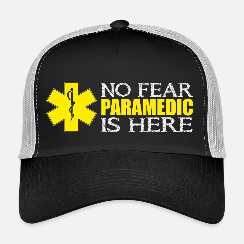 Paramedic Is Here Casquette trucker 