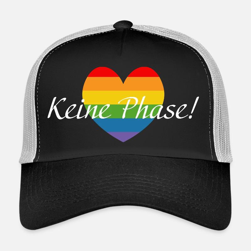Regenbogenherzchen LGBTQ Keine Phase Trucker Cap