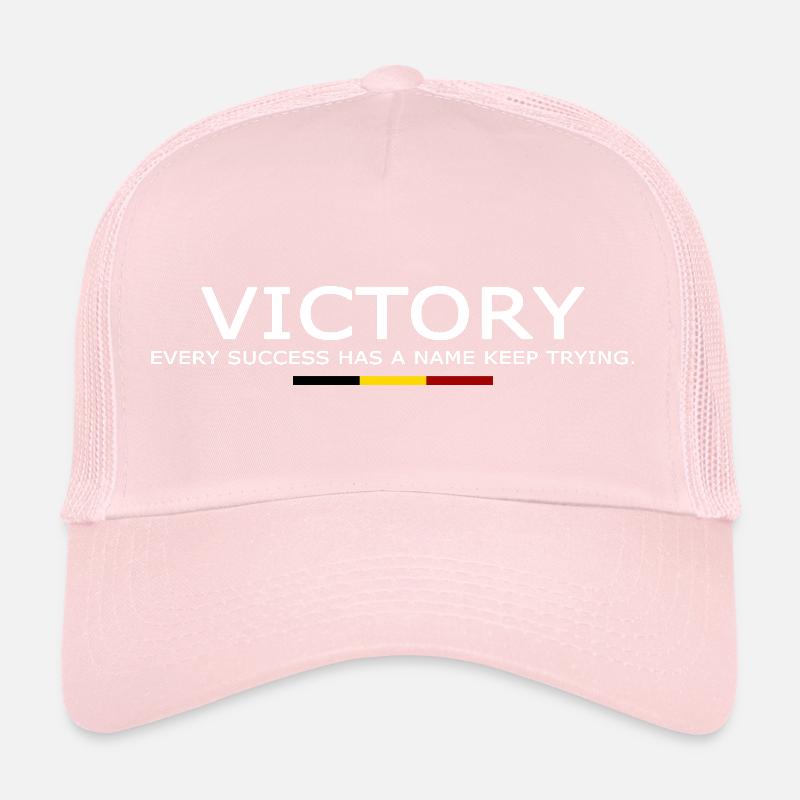 Victory EVERY SUCCESS HAS A NAME KEEP TRYING BELGE Casquette trucker 
