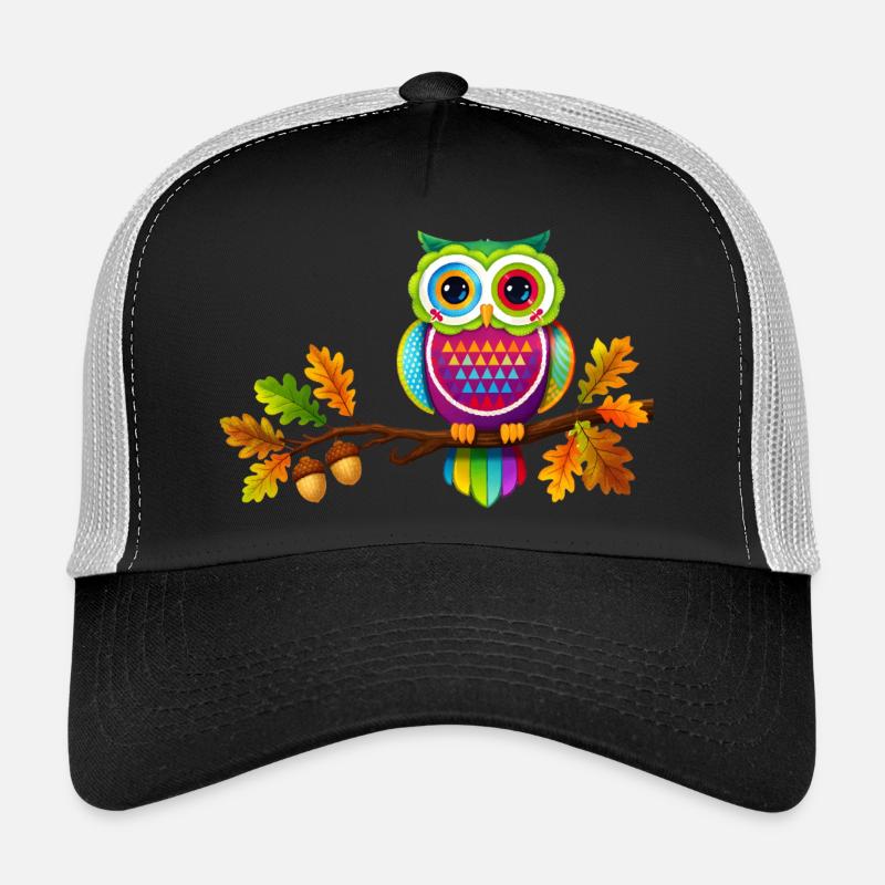 Bunte Eule auf Ast mit Herbstblättern Trucker Cap
