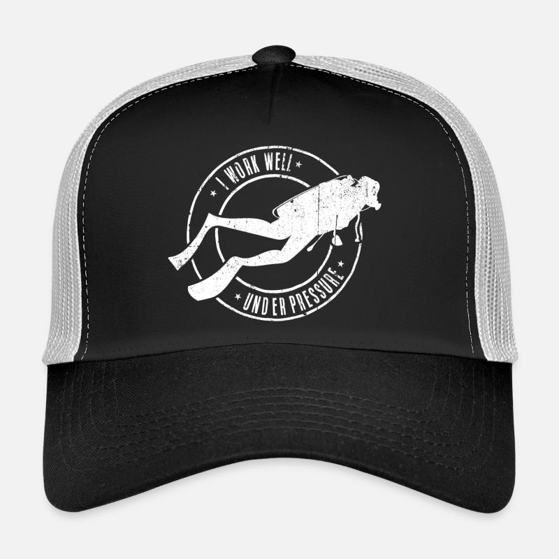 Deep Dive Diver Emblem - Trucker Cap - black/stone grey