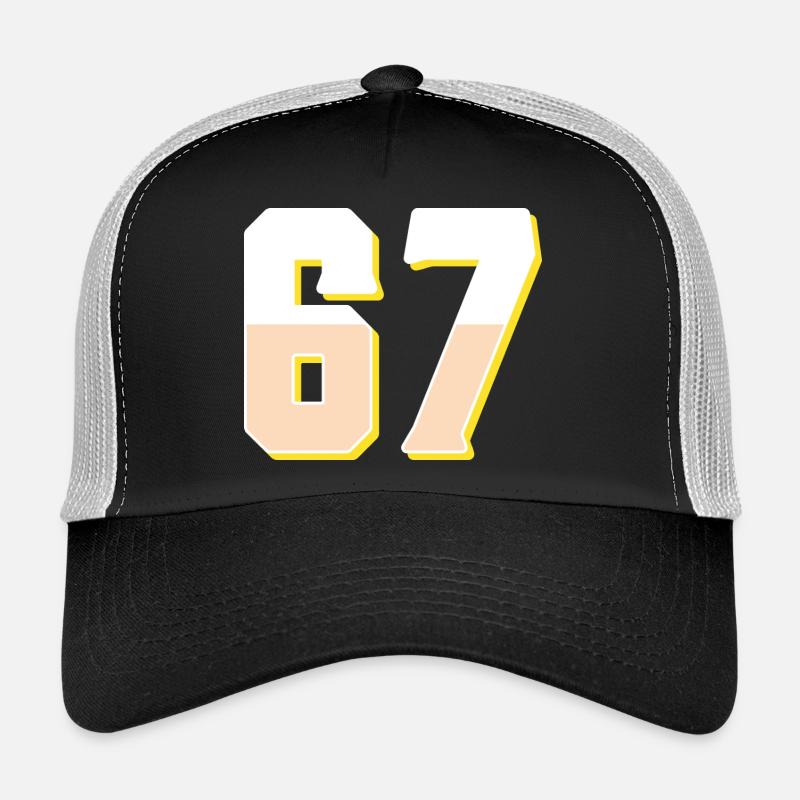 6 7 – Un design de texte minimaliste tendance, Casquette trucker 
