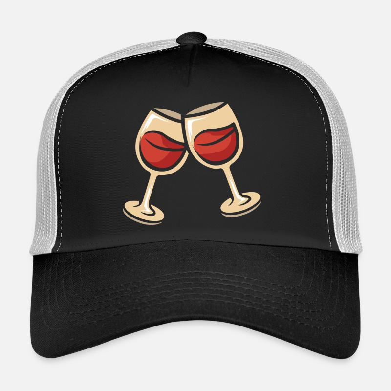 Zwei Weingläser zum Anstoßen Trucker Cap