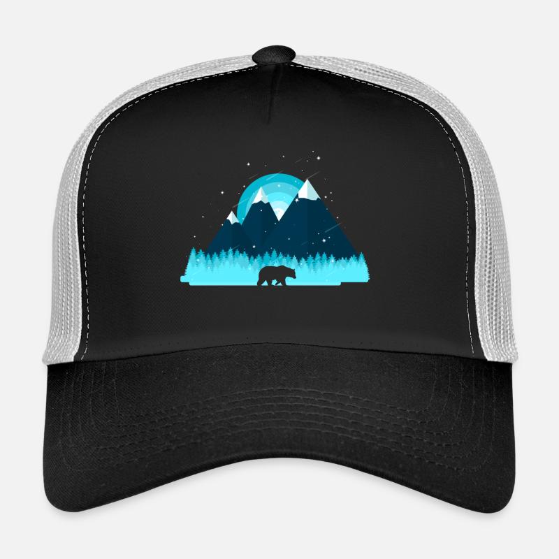 Bär im Wald vor Bergen mit Schnee - Trucker Cap - Schwarz/Steingrau
