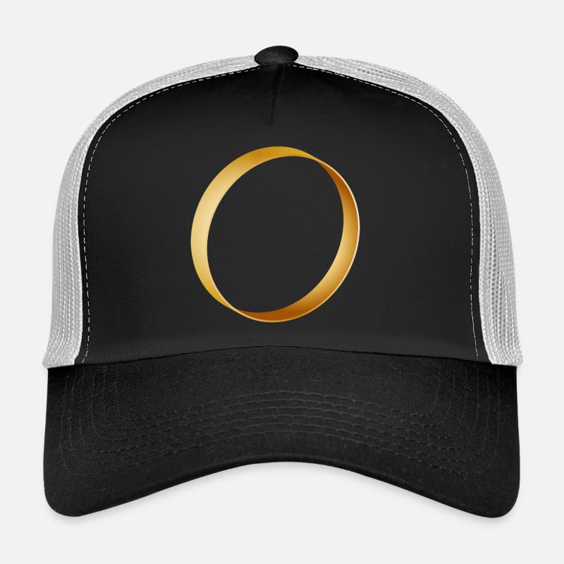 schlichter goldener Ring - Ehering - Hochzeit Trucker Cap