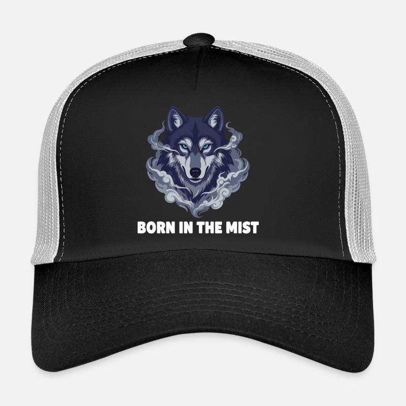 Nebelwolf: Wolfkopf im Dunst Trucker Cap
