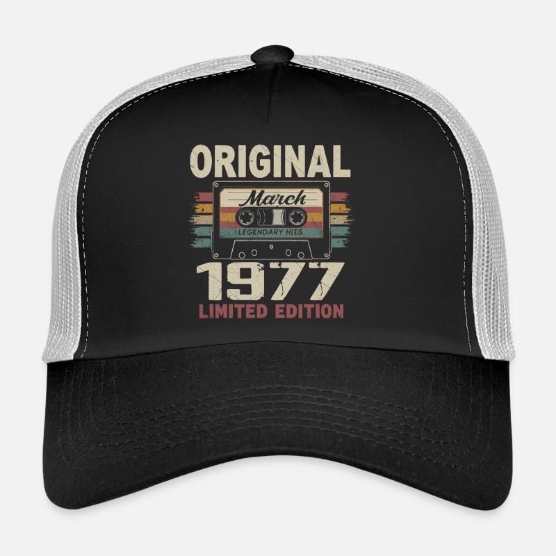 Mars 1977 Vintage mars 1977 Casquette trucker 