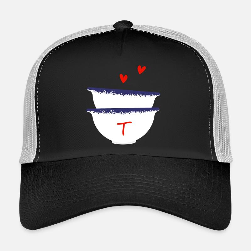 Letter t Breton bowls Trucker Cap