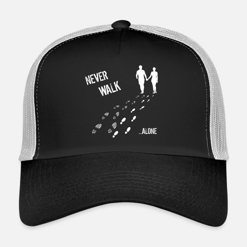 MANN UND FRAU NEVER WALK ALONE Trucker Cap