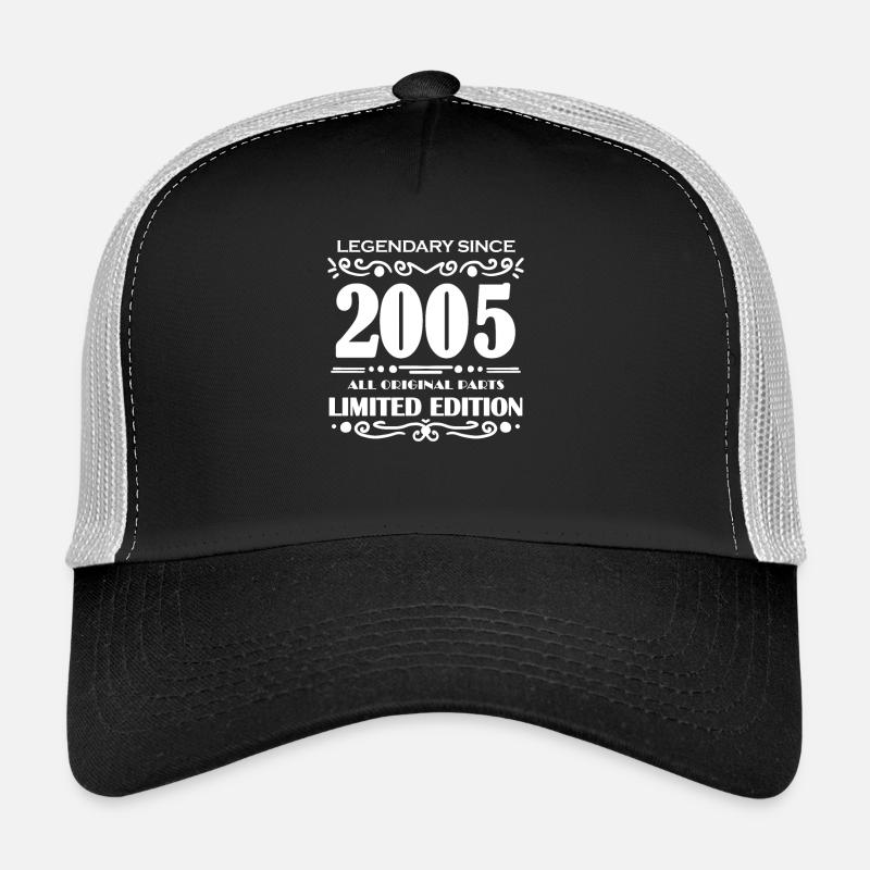 2005 - Né 2005 - Année de construction 2005 Casquette trucker 