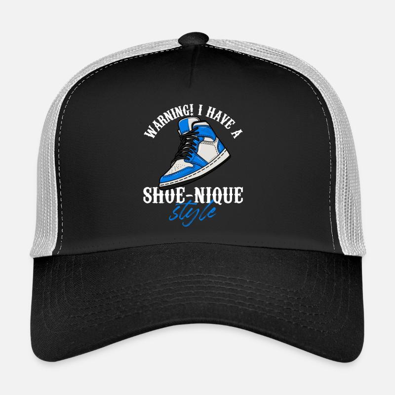 Avertissement! J’ai des baskets de style chaussure Casquette trucker 