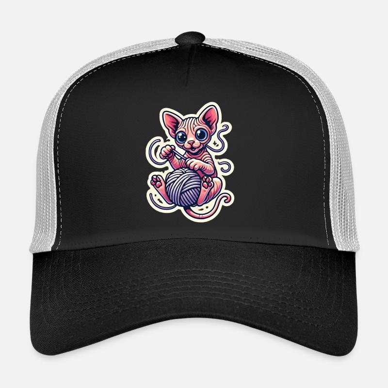 Süßes Sphynx-Kätzchen, das mit einem Garn spielt Trucker Cap