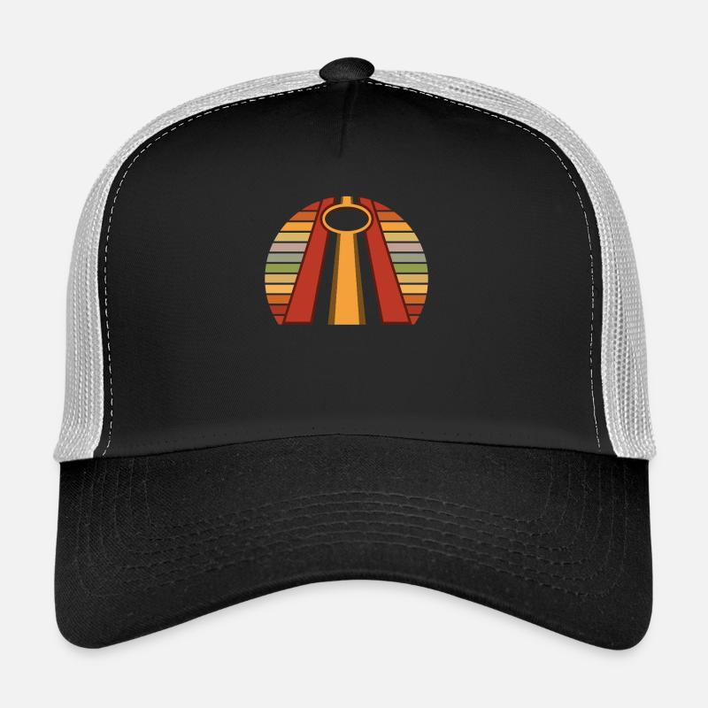 Cornhole Spieler Retro Streifen Kunst Trucker Cap