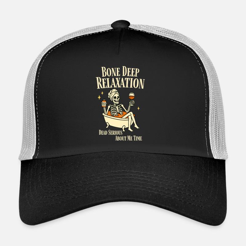 Bone Deep Relaxation – Lustiges Skelett Wellness Trucker Cap