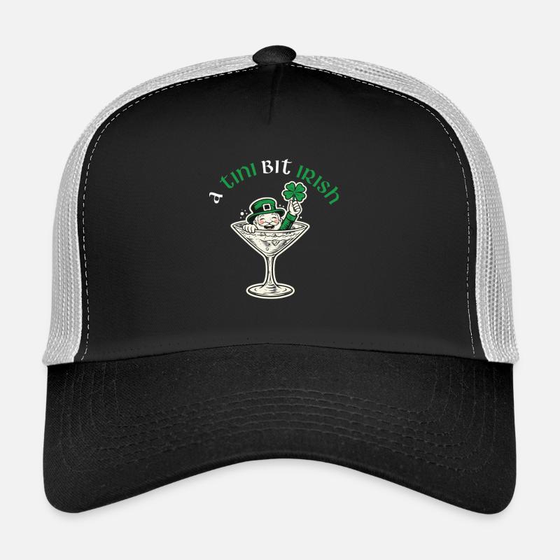 Ein Tini-bisschen irischer St. Patrick's Day Trucker Cap