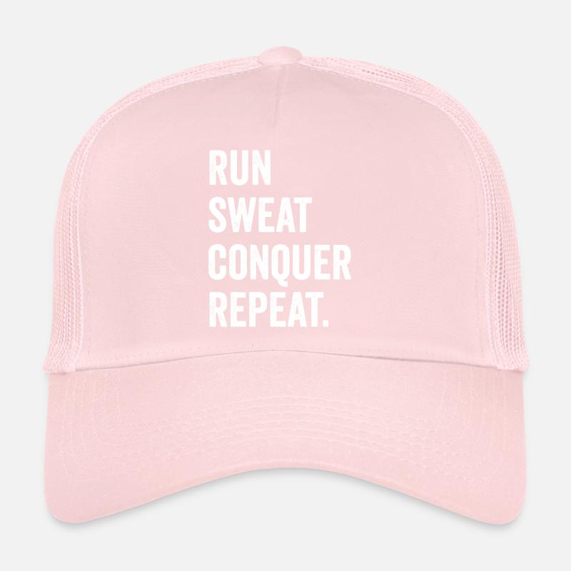 Courir. Sueur. Conquérir. Répéter. Casquette trucker 