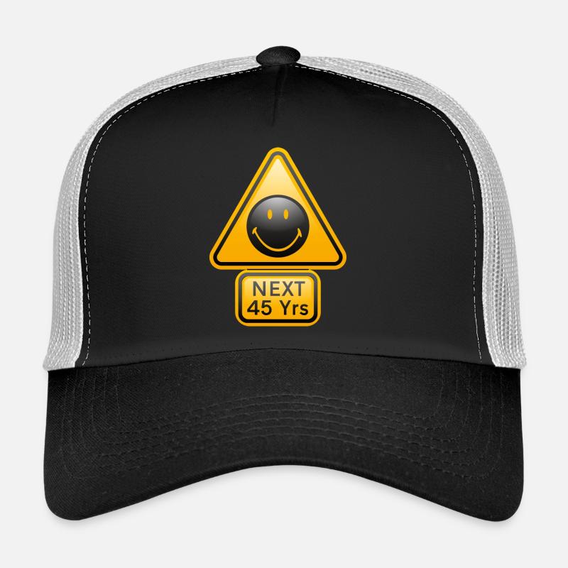 Smiley Shield 'Next 45 years' Casquette trucker 