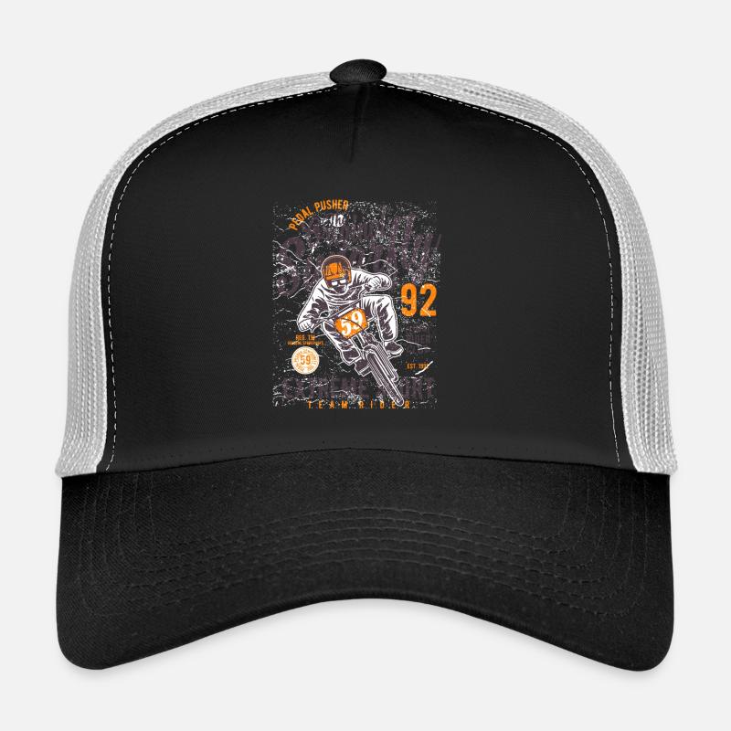 Pedal pusher Trucker Cap