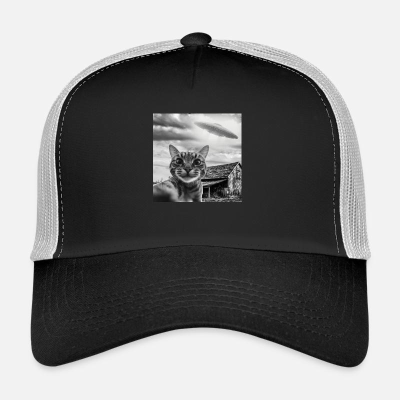 Selfie de chat avec un OVNI extraterrestre Funny Space Casquette trucker 