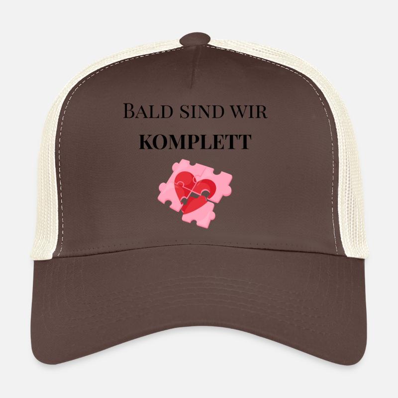bald_sind_wir_komplett_mit_puzzle_Herz - Trucker Cap - brown/beige