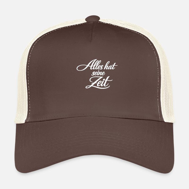 Alles hat seine Zeit – Kalligrafie-Spruch Trucker Cap