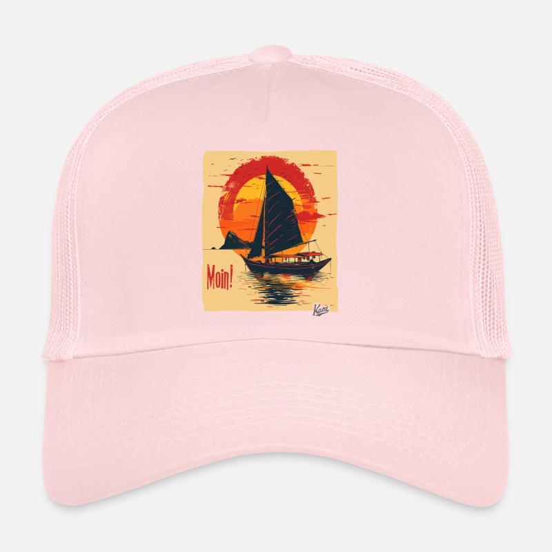 Golden sun over a ship – MOIN! Trucker Cap