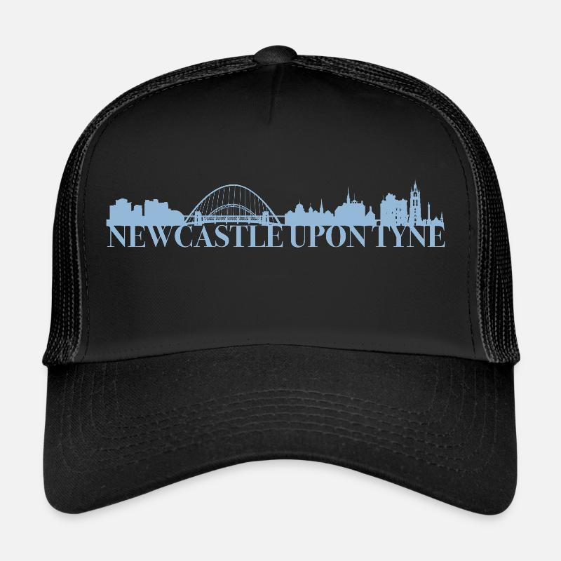 Newcastle Upon Tyne England Skyline Gift Idea - Trucker Cap - black/black