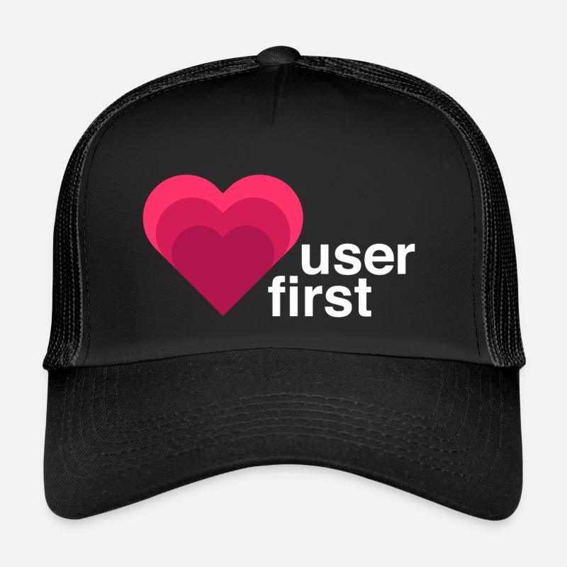 UX Designer T-Shirt, User first, Rosa Trucker Cap