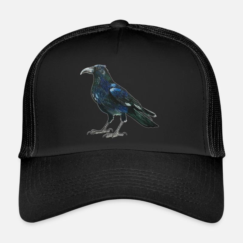Raven crow with slightly bluish green feathers Trucker Cap