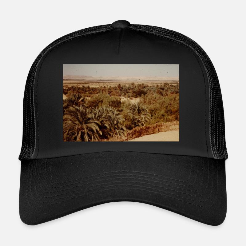 A Tree And Good Sky - Trucker Cap - Schwarz/Schwarz