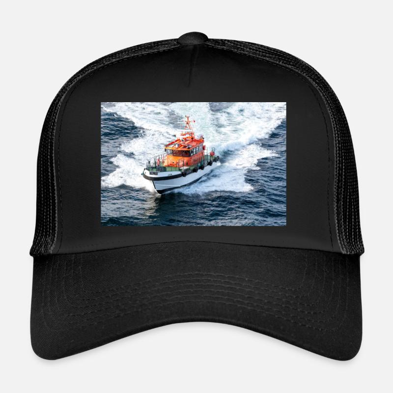 Bild eines Lotsenbootes in Aktion Trucker Cap