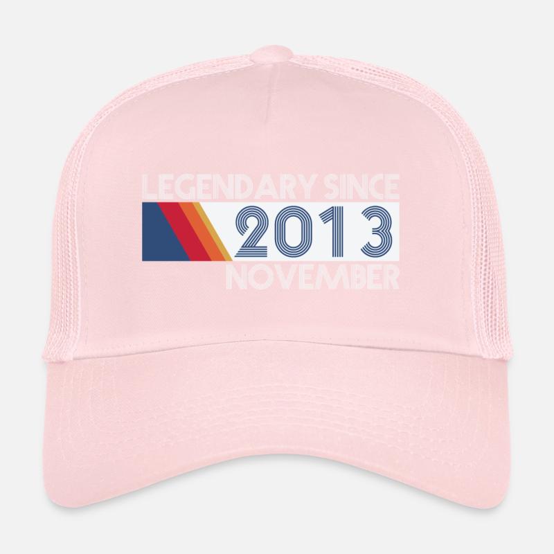Retro SiFi Legendary since November 2013 - Geburts Trucker Cap