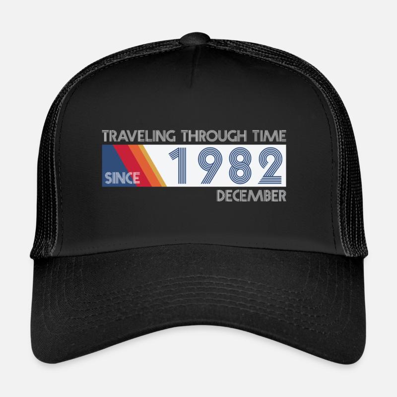 Conception drôle d'anniversaire de voyage dans le temps décembre 1982 Casquette trucker 