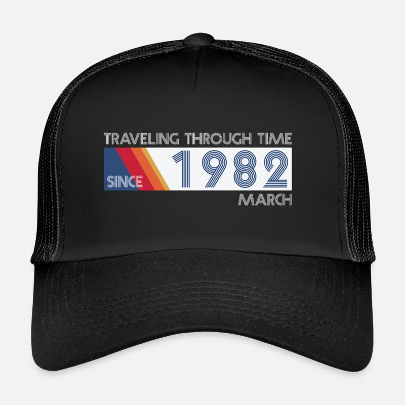 Conception drôle d'anniversaire de voyage dans le temps mars 1982 Casquette trucker 