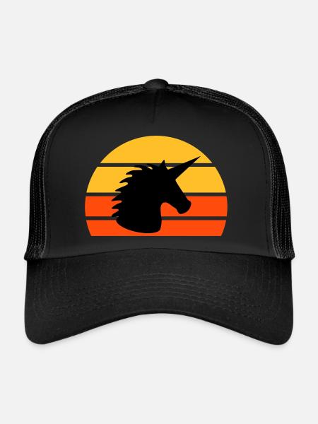 Unicorn in front of a half-sun - Trucker Cap - black/black - Front