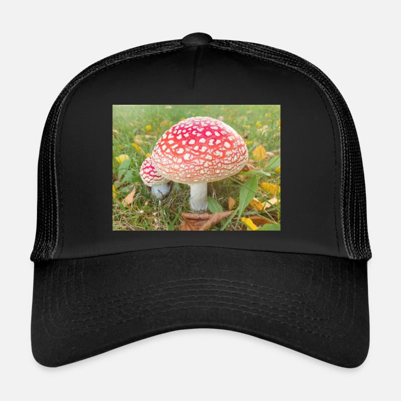 fly agaric also toadstool (in german Fliegenpilz) Trucker Cap
