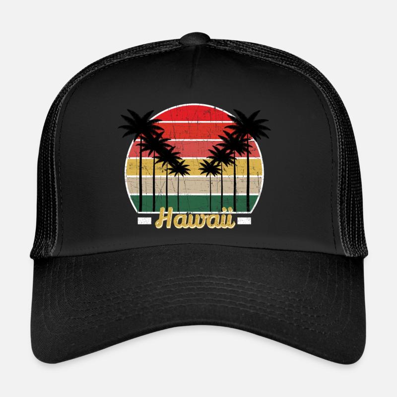 Beach Lover - Retro Hawaii - Summer Grunge Trucker Cap