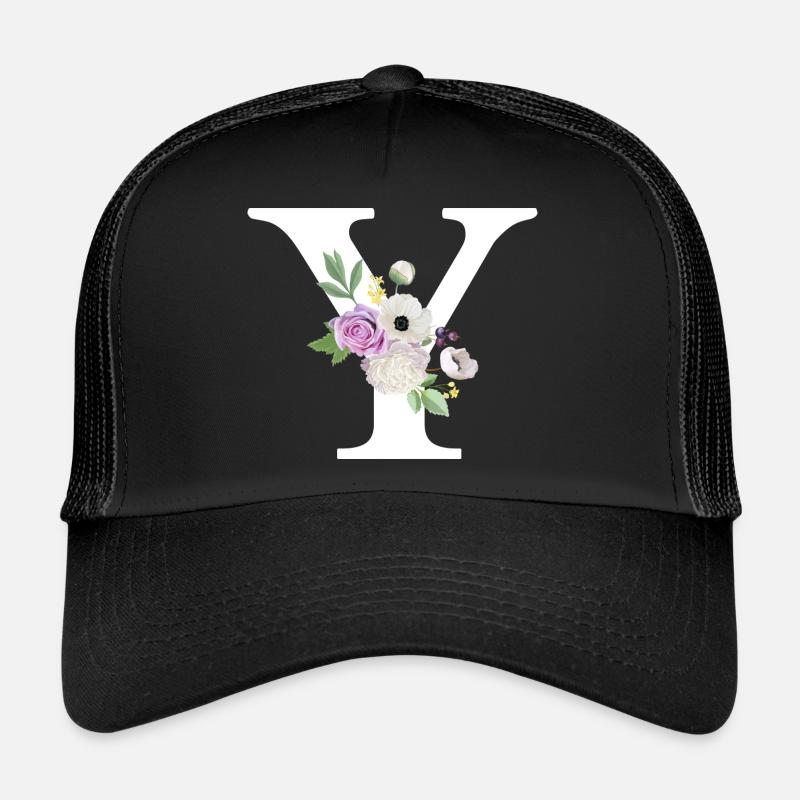 Lila Blumenbuchstabe y Trucker Cap