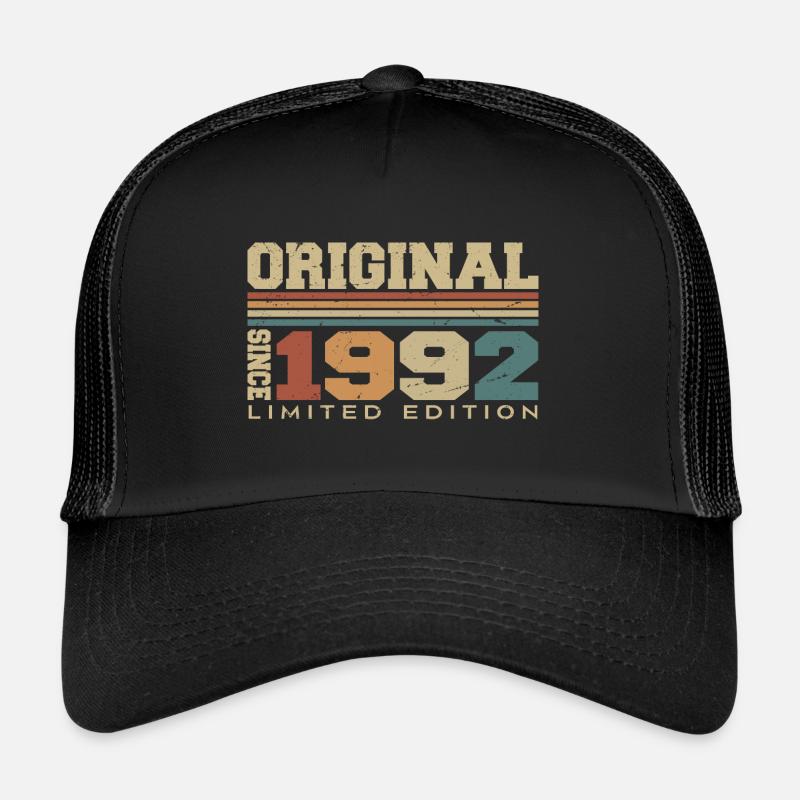 Original 1992 Retro Gift 32nd Birthday 1992 Trucker Cap