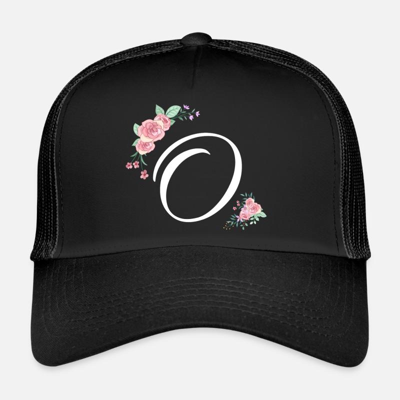 Lettre o fleurs Casquette trucker 