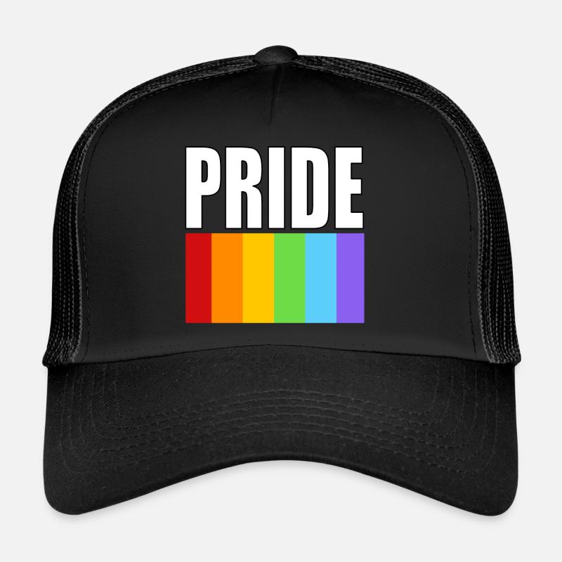 Design épuré du drapeau arc-en-ciel de la fierté avec texte en gras Casquette trucker 